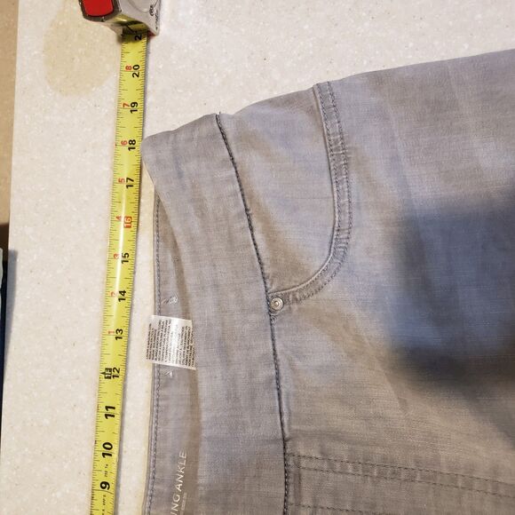 Chico’s Pull On Jegging Ankle Floral Embellishments Denim Sz 3R Grey - Picture 10 of 12